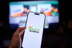 DraftKings, Flutter Drop as BofA Downgrades on Gambling Market Risks