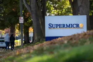 Super Micro Shares Fall on Weaker Second-Quarter Profit Forecast
